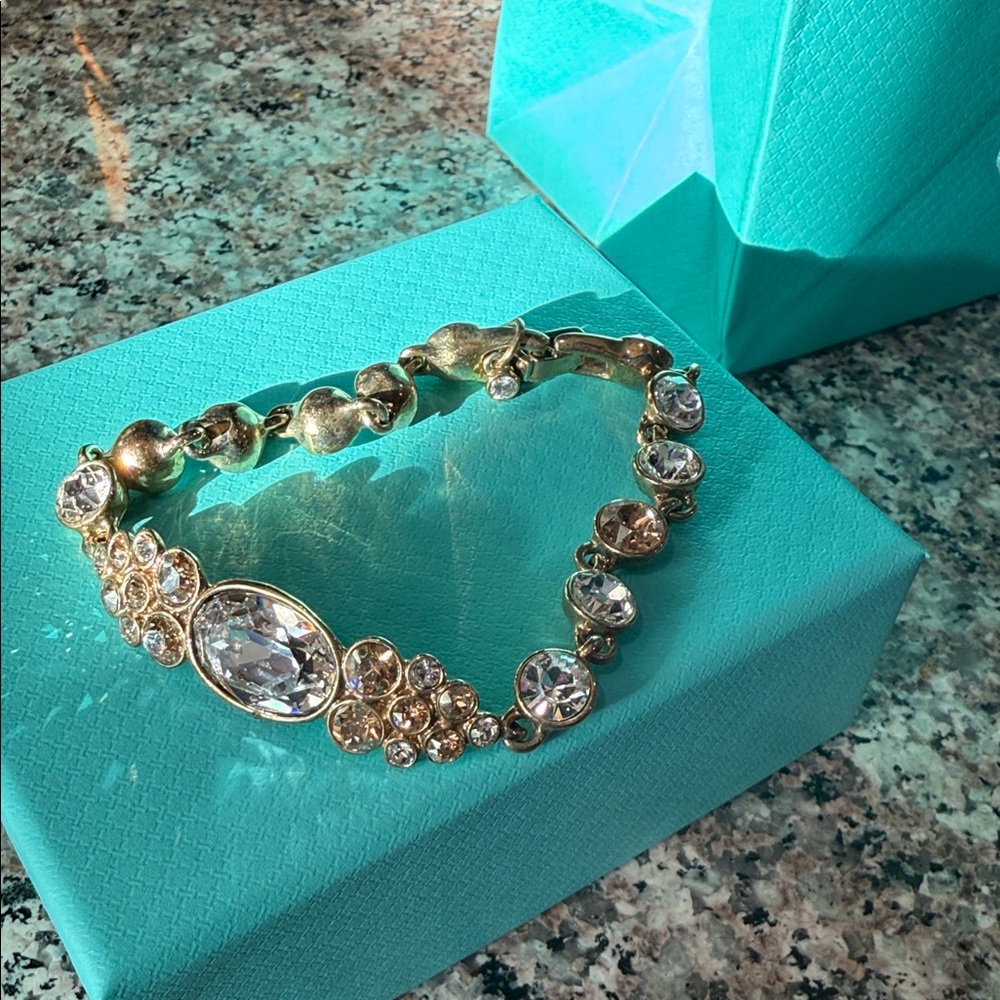 Gold diamond bracelet